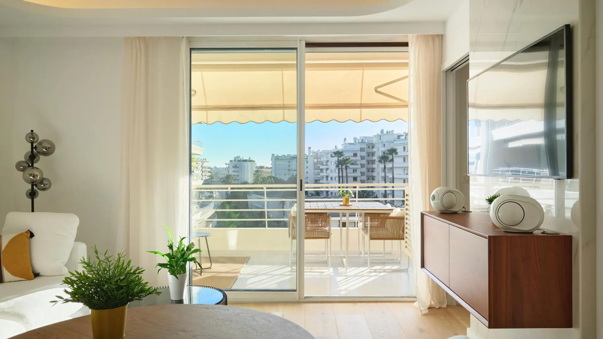Heavnstay Suites Cannes Croisette France