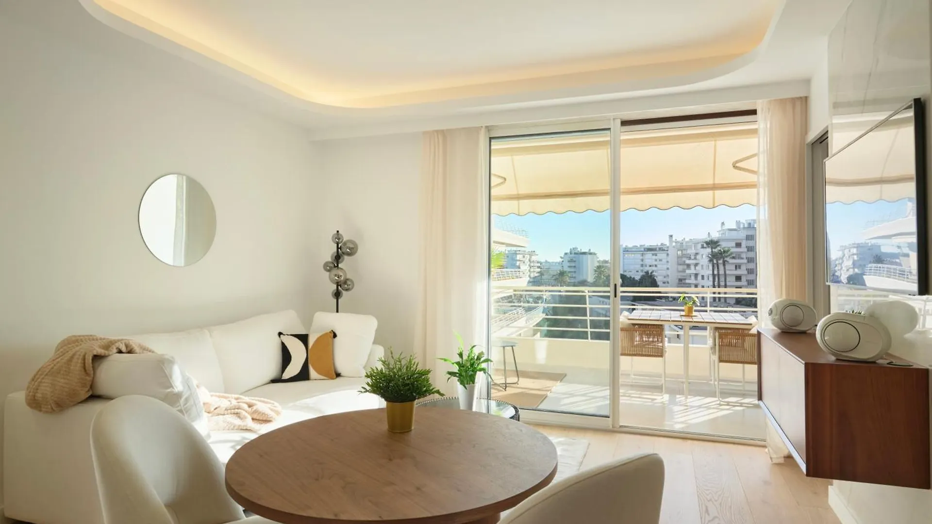 Apartment Heavnstay Suites Cannes Croisette