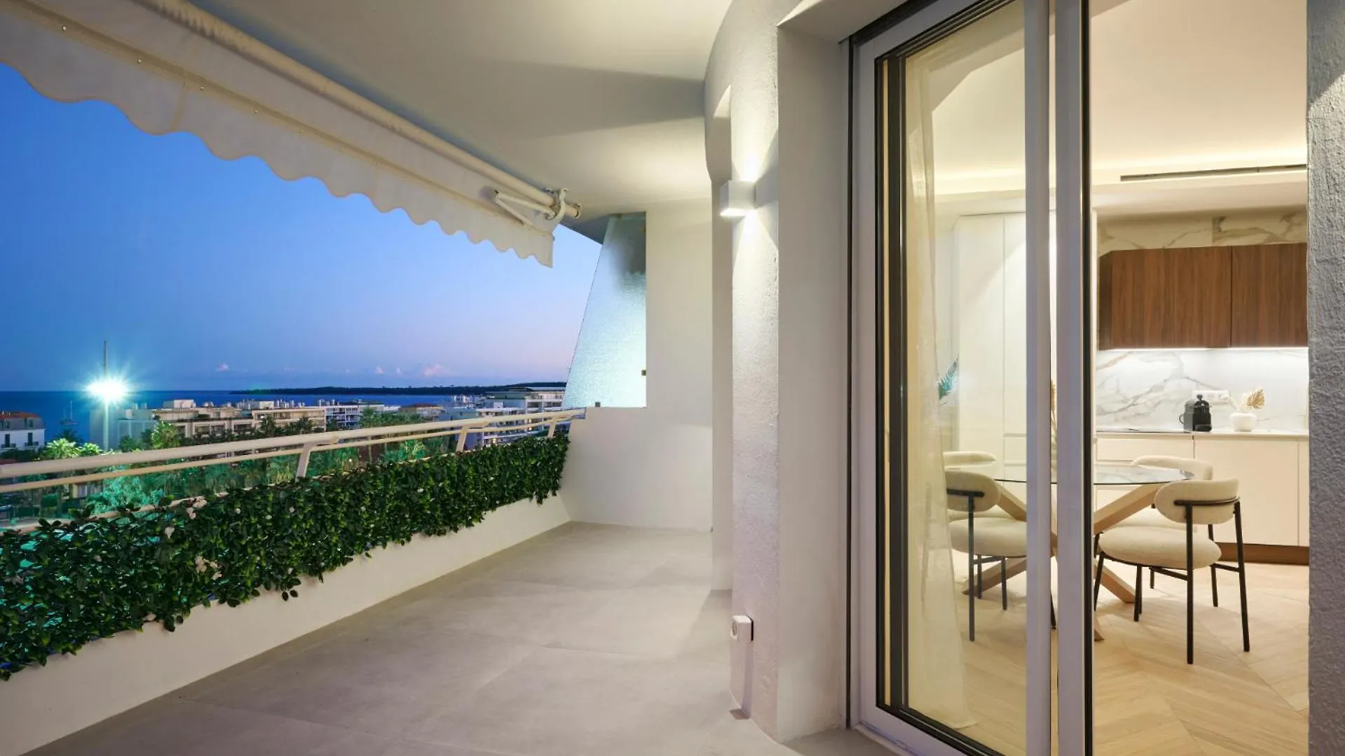 Apartment Heavnstay Suites Cannes Croisette