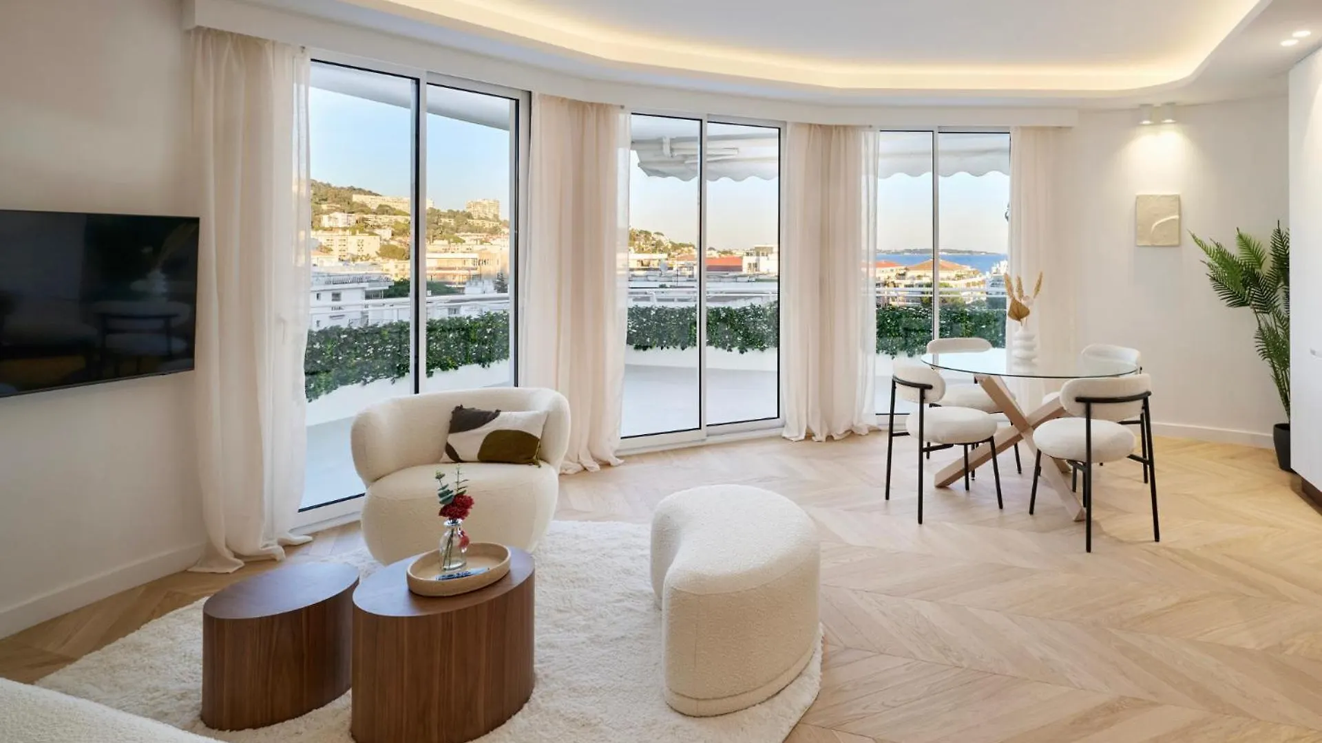 Heavnstay Suites Cannes Croisette Apartment