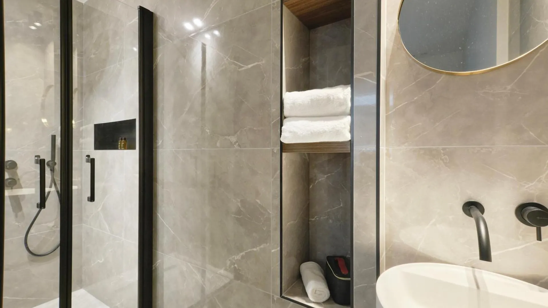 Apartament Heavnstay Suites Cannes Croisette Francja